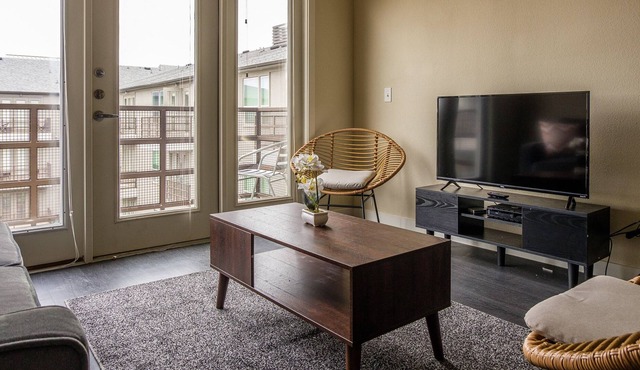 FRONTDESK West 7th District Apts Fort Worth