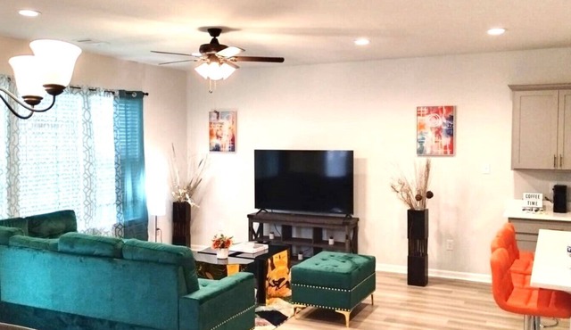 Game Day Touchdown Lounge in Baton Rouge - CB1024