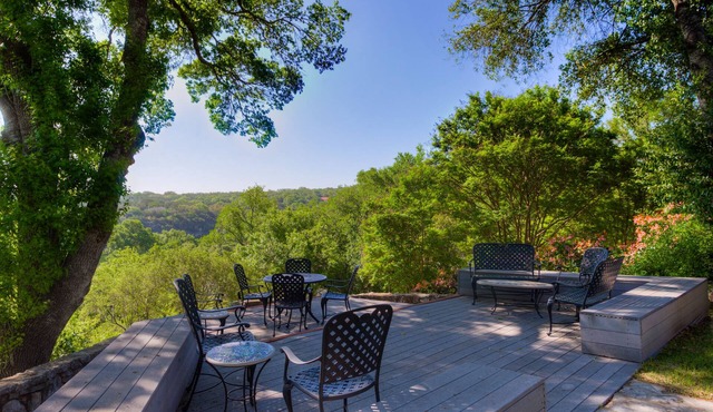 Get away at Mo-Ranch!