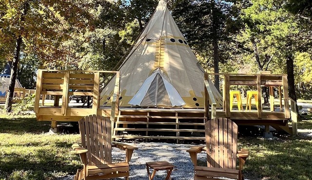 Glamping in an Authentic Style Sioux Tipi in the Heart of the Ozarks “The Bear”