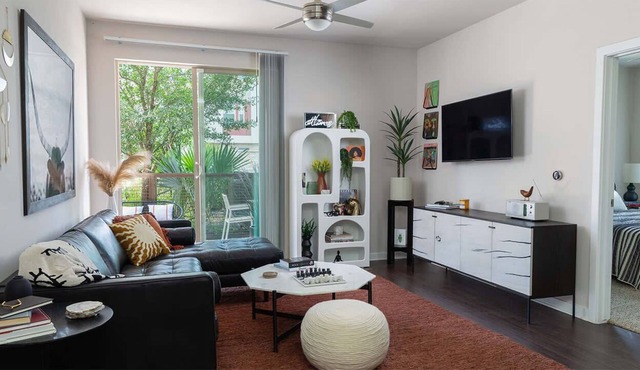 Griffis Riata | Premium 2 BD in Austin in Austin