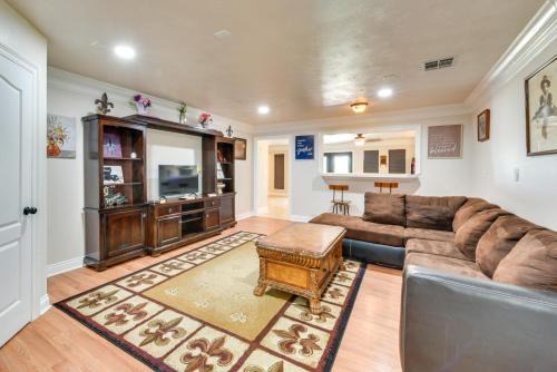 Group-Friendly Louisana Hideaway: Hunt & Fish!