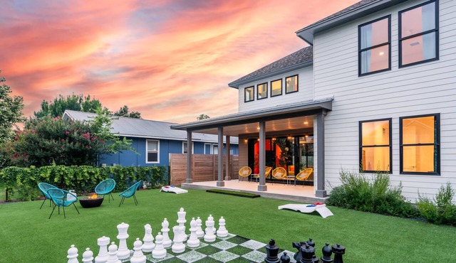 Group Getaway with Chess Garden and Firepit
