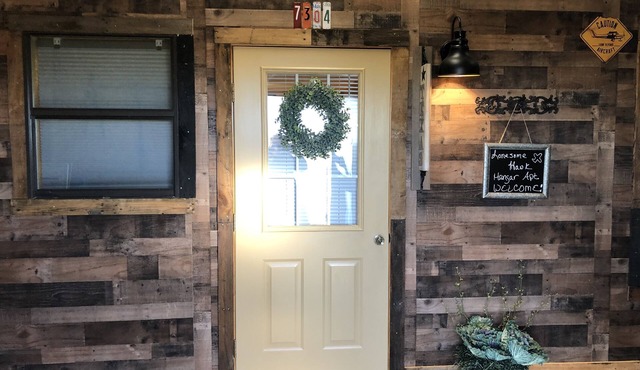 Hangar apartment- 2br