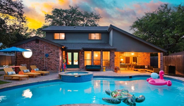 Heated Pool | MiniGolf |Arcade| Slide-Family Oasis