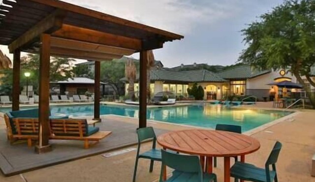 Hill Country Fairway Haven