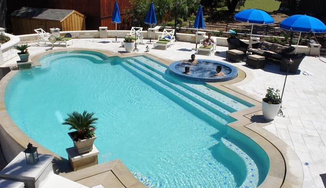 Hill Country Paradise Resort at Lake Buchanan - 1hr from Austin