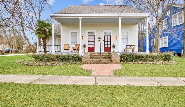 Historic Downtown Home in Charming Natchitoches
