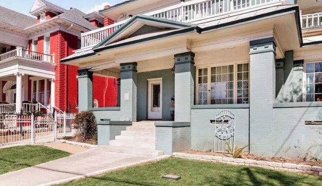 Historic House Near Downtown and the Riverwalk