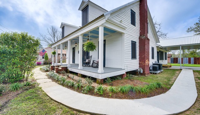 Historical 1835 Home in Grand Coteau!
