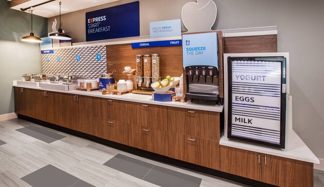Holiday Inn Express & Suites Cut Off - Galliano by IHG