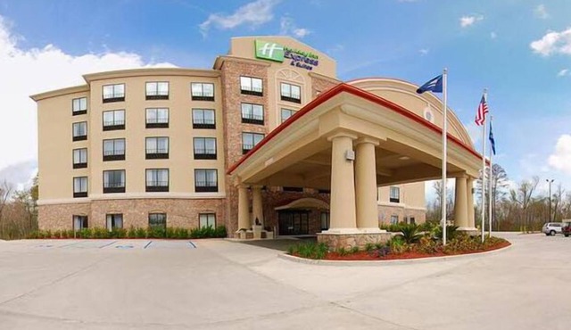Holiday Inn Express & Suites Laplace by IHG