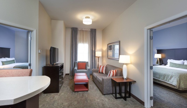 Houston's Energy Corridor | Fitness Center + Outdoor Pool + Hot Tub
