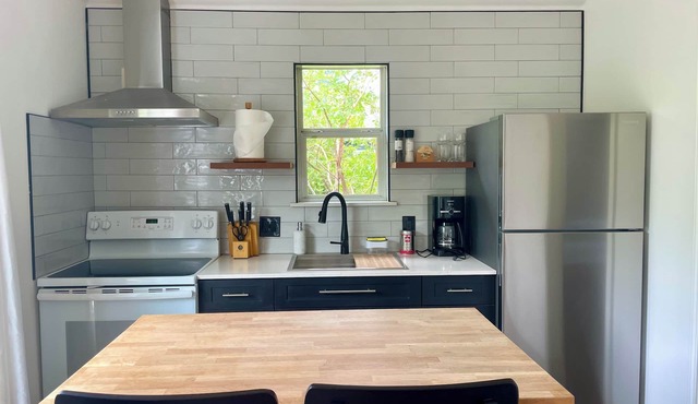Hyde Park Charming Retreat