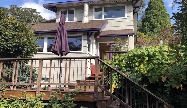 Ideal Location! University Craftsman Home in Eugene