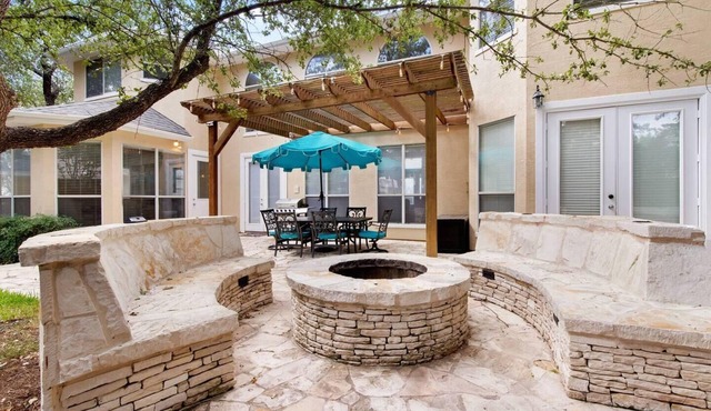 Impeccable 4-Bed Villa in San Antonio l Jacuzzi
