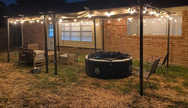 King Suite, Hot Tub, NASA, Kemah, Beach, Yard, Fun