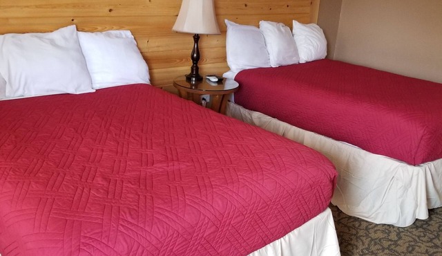 L'Acadie Inn & RV Park