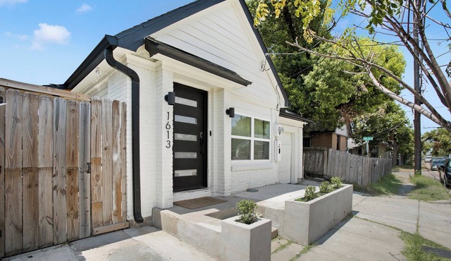 La Casita Blanca - Cozy Modern & Close to Downtown