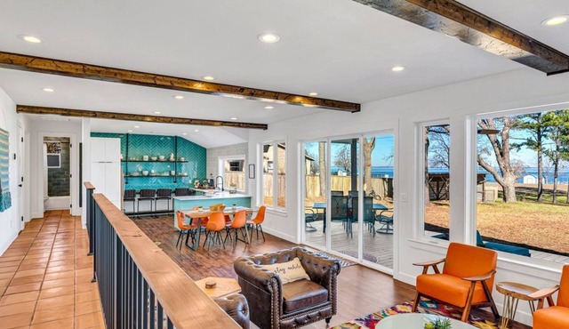 Lago Vista- Waterfront | Kayaks | Views!