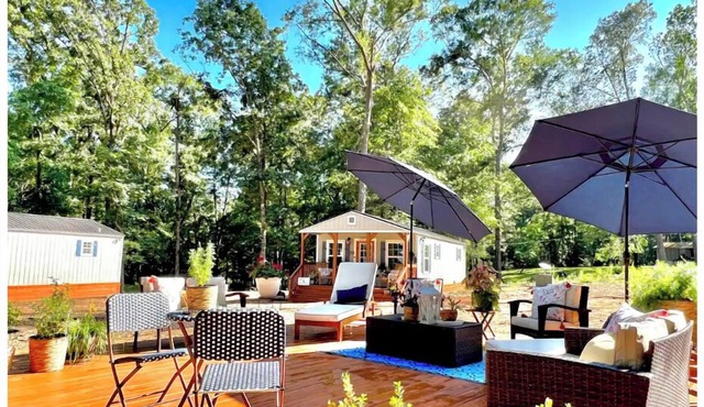 Lake Sam Rayburn Cabin! DIRECT WATERFRONT! Bring Jet Skies, Boat, Fishing Gear!