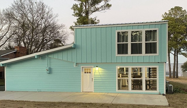 Lake Tawakoni Breezy Point Waterfront Home-with Dock