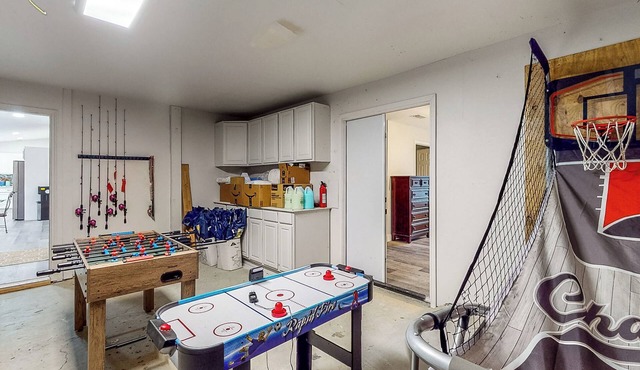 Lake Tawakoni Thrills - Cozy Home!