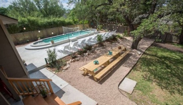 Lake Travis White Dove Estate