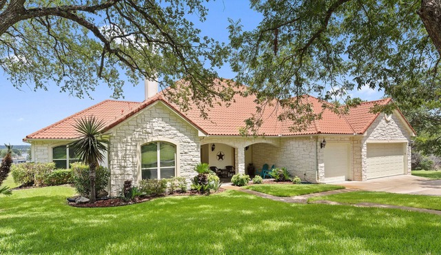 Lake View Luxury Escape w/ Boat Slip! Perfect 2 Family Getaway sleeping up to 8!