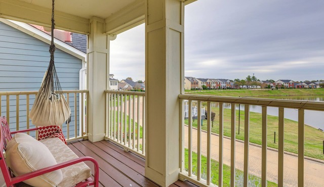 Lakefront Home in Energy Corridor Area: Near 99!