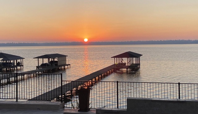 Lakefront Property -Small Gatherings