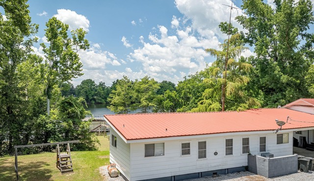 Lakefront vacation home with 2 boat slips + more!