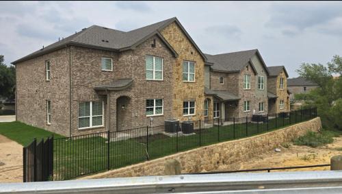 Landing Apartments - Stone Lake Townhomes