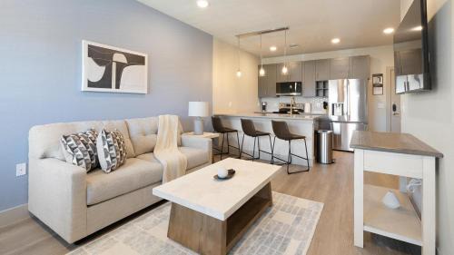 Landing Apartments - The Emma