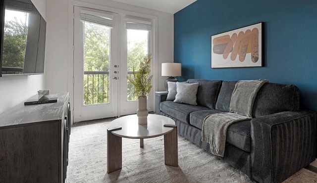 Landing | Beautiful 1BD, Pool, Gym