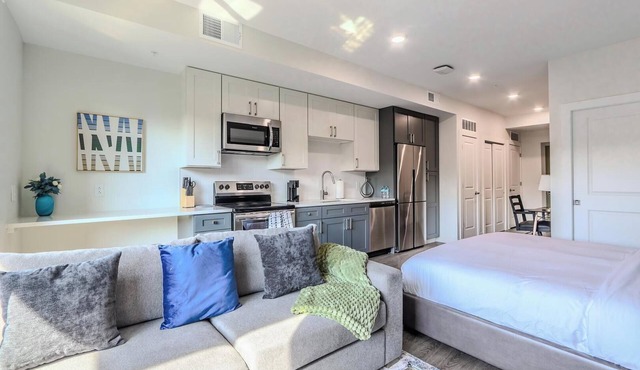 Landing | Beautiful Studio, Gym in Ithaca