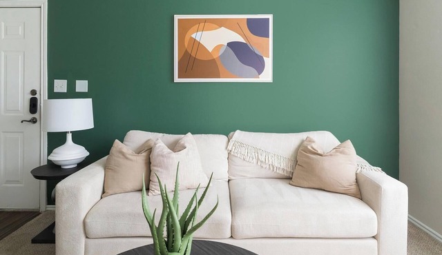 Landing | Incredible 1BD in Copperfield