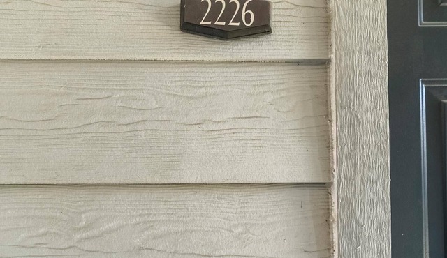 Landing | Modern 1BD in Copperfield