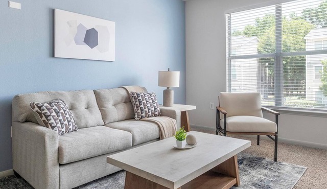 Landing | Stunning 2BD, Gym, Yoga Studio