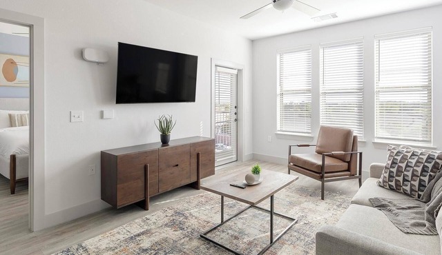 Landing | Stylish 2BD in Corinth