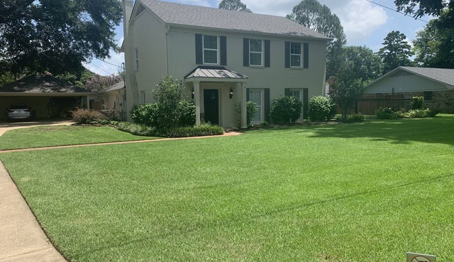 Large home with in ground pool and hot tub. Four block walk to downtown fun.