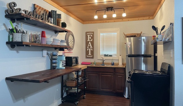 Latitude Adjustment! Nice little 3 Br 2 bath. Quiet part of town.