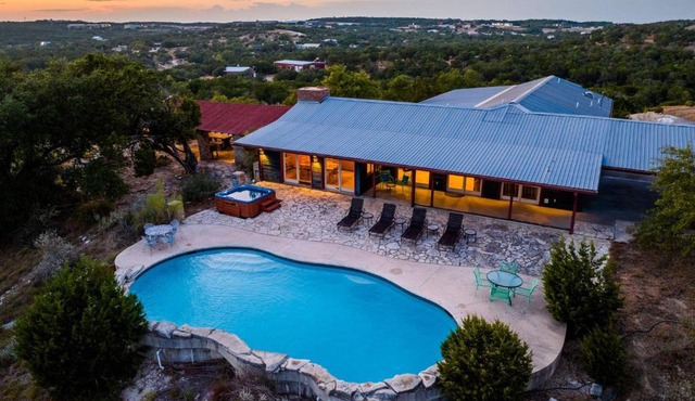Legendary 3 Bedroom Estate with Pool & Hot Tub!