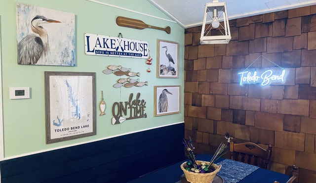 Little Minnow is a Pet friendly water front home on Toledo Bend in a quiet cove.