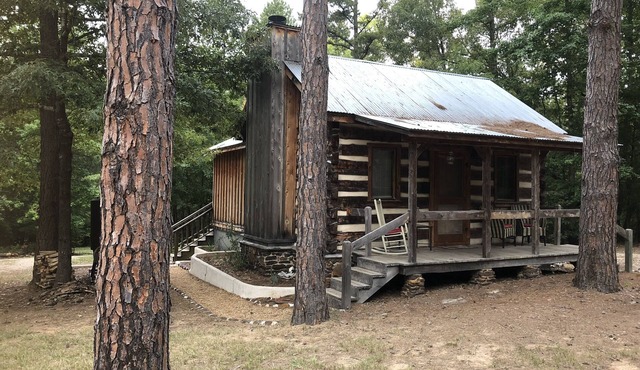 Log Cabin in Woods W/Trail & Scavenger Hunt Wood Fireplace, Lindale Canton Tyler
