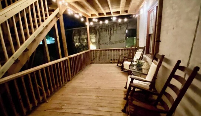 Lovely 1 BR unit across from Belhaven Town Center in Jackson