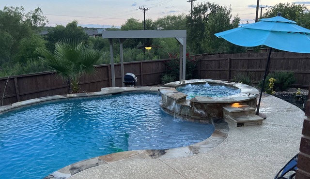 Lush 7-BR, Heated Pool/Spa/Home Theater/Game Room near Seaworld/Six Flags (St2)