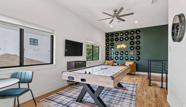 LUX Dallas Rental 3BR Backyard Game Room