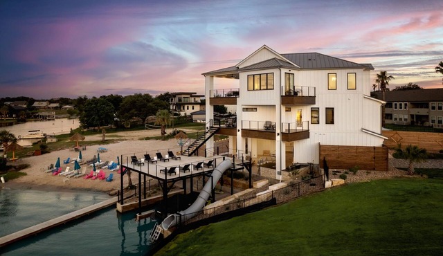 Luxurious Lake Retreat: Sleeps 18, King Suites, Pool, Slide, Sun Deck, Elevator