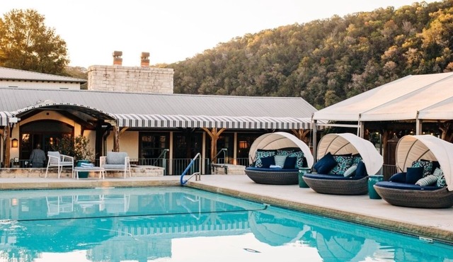 Luxury Garden Room, Lake Austin Spa Resort, All-inclusive, Spa, Watersports